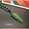 Venta al por mayor de fábrica de Yiwu collar de calcedonia verde oscuro estilo étnico marca Guanyin Dragón Buda panzón cadena larga para suéter