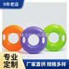 Suministro preferencial de fábrica anillo de natación con reposabrazos inflable color fluorescente luminoso anillo flotante de PVC plataforma flotante inflable de agua Tour