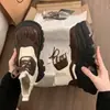 Botas de Combate con Punta de Concha de Moda 2026 Nuevas Otoño/Invierno Adelgazantes para los Pies Aumentadoras de Altura Suela Gruesa Botines Cortos Puño de Lana Forro de Felpa Botas Tipo Calcetín
