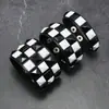 Pulsera Punk Cuadrada Negra y Blanca de Uñas, Pulsera de Calle con Remaches, Pulsera de Pareja, Accesorios para Correa de Muñeca, Venta Caliente Transfronteriza Europea y Americana