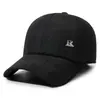 Gorro de invierno para hombre, adecuado para hombres de mediana edad y mayores, cálido gorro de algodón para papás, forrado de felpa y engrosado para mayor calidez, protector de orejas, gorro de copa plana para abuelos