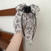 Clip Floral para Coleta Romántico Francés de Alta Gama Atmósfera Floral Clip para Moño de Lujo Ligero Pinza de Garra Moda Elegante