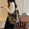 Yuezi 2026 Nova Bolsa de Lona de Verão para Mulheres, Bolsa de Ombro Versátil de Grande Capacidade, Bolsa Tote Casual para Estudantes Universitários