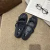 Sapatilhas de Ballet com Laço Delicado Femininas 2026 Outono Novo Estilo Aveludado Quente Boca Rasa Sapatos Peludos Femininos