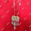 Joyería de Plata Yi de Daliangshan Sichuan Plata Mate Tradicional Étnica para Mujer Placa de Nombre Collar Performance Especial Danza Retro