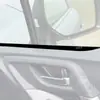 Adecuado para 13-18 Subaru Forester tira de moldura de puerta negro piano negro brillante accesorios de modificación de interior de coche