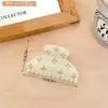 Exquisito y de Alta Gama Pinza Pequeña de Garra con Perlas y Pedrería para Niñas, Elegante y Estiloso Accesorio para el Cabello para la Parte Trasera de la Cabeza