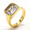 Anillo cuadrado de titanio y acero con gema brillante, oro de 18 quilates, para mujer, venta caliente transfronteriza, moderno, combinable, no se decolora, joyería para la mano