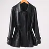Novo Casaco Curto de Outono 2026 Haining para Mulheres, Design com Cordão, Pele de Ovelha Emagrecedora, Jaqueta Casual Estilo Coreano para Mulheres
