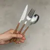 Cuchillo, Tenedor y Cuchara para Suministros de Hotel de Acero Inoxidable Vajilla Creativa Cuchara para Postre de Bistec Occidental Mango de Clip con Imitación de Madera Set Coreano