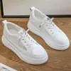 Tenis Blancos de Piel Genuina para Mujer 2026 Primavera y Otoño Tendencia Estilo Coreano Estilo Estudiante Versátiles Plataforma que Aumenta la Altura Casual Deportivos para Mujer