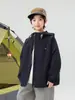 Valle del Viento 2026 Otoño Nueva Chaqueta con Capucha para Exteriores Infantil Elegante Versátil Chaqueta de Montañismo Impermeable para Niños Producto Nuevo