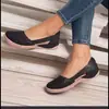 Sandalias Casuales de Verano 2025 de Talla Grande para Comercio Exterior Zapatos de Mujer Tacón de Cuña Europeo y Americano Calado Color Sólido Zapatos Individuales Sandalias Versátiles de Moda