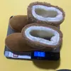 Botas de neve com fivela de pelúcia enrolada transfronteiriças de inverno para mulheres, sola grossa, forradas com veludo, botas curtas, comércio exterior, tamanho grande, quentes, antiderrapantes, com pele