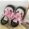 Tênis Casuais Fofos de Desenho Animado para Meninas 2026 Nova Coleção Primavera e Outono Sola Macia Antiderrapante Sapatos para Bebês Menininhas