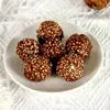 Chocolate Recheado com Nozes a Granel Jinsha Doce de Casamento Doce para Assar em Formato de Bola Dourada Produtos de Ano Novo 2 Peças 3 Peças Nozes