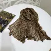 Lenço Plissado JM Estampa de Leopardo Retro para Mulheres Primavera Outono Versátil Fino Amassado Seda Lenço Shawl Artístico Retro Longo