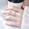 Anillo de Parche de Cuentas Redondas de Zircón Moda Francesa Apilable Delgado Brillo Anillo para Dedo Índice Elegante Delicado Anillo de Dedo con Cuentas Ligeras entre Diamantes