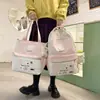 Otoño 2026 Nuevo Dulce Conjunto de Dos Piezas para Estudiantes de Primaria y Secundaria Mochila Alto Valor Estético Corazón Girly Bolso Cruzado Único para Tutorías