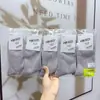 Meias Novas de Outono e Inverno Mian Kao para Mulheres Meia-Calça Meio da Panturrilha Meias de Desenho Animado para Mulheres Estilo Japonês Estilo College Estilo Coreano Meias de Algodão para Estudantes
