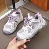 Tênis esportivos para meninos e meninas, novo modelo 2026, malha respirável, sola macia, antiderrapante, color block, casual, leve, durável, versátil, moderno