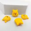 Oso Amarillo de Dibujos Animados Winnie the Pooh Abeja Accesorios de Resina diy Pegamento de Crema Funda para Teléfono Móvil Accesorios para el Cabello Refrigerador Material para Zapatos