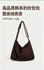 Bolso tote de gamuza con estampado de leopardo estilo coreano para otoño, nuevo modelo de celebridad, gran capacidad, estilo casual, adecuado para ir al trabajo, bolso de hombro y bandolera