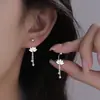 Gancho de orelha Lanlanjia s925 prata esterlina em formato de coração com borla floral, brincos de rosca com estrela e laço, brincos de design simples