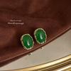 Pendientes de Botón de Lujo de Estilo Francés Vintage, Elegantes y Versátiles, Chapados en Plata con Diseño Elaborado, Pendientes de Declaración Hechos de Fábrica