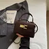 Bolso de Mano Nuevo Estilo Transfronterizo para Mujer, Bolso de Hombro Cruzado Retro de Cuero Suave para Viaje, Bolso Kelly de Lujo de Gama Alta al por Mayor