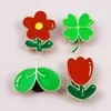 Broche Metálico Flor Roja y Hoja Verde Transfronterizo Insignia de Premiación para Actividad Escolar Insignia Decorativa para Ropa Mochila de Aleación En Stock