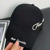 Gorra de Béisbol Bordada con Letra Lateral Estilo Retro Americano para Mujer, Versión Coreana con Visera Dura de Ala Ancha, Gorra de Béisbol Versátil de Moda para Hombre