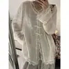 Blusa de Linho com Estampa de Flocos de Neve Coreana para Primavera e Verão, Manga Longa, Proteção Solar, Design Novo com Fechamento por Botões, Top Solto e Único para Mulheres