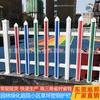 Fábrica de Dongguan venta al por mayor barandilla de acero plástico PVC fábrica Escuela Verde aislamiento barandilla para césped patio comunidad valla