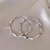 2026 Aretes de Aro Lisos Sencillos Estilo Nuevo con un Diseño Exagerado, Versátiles y Elegantes, Aretes de Lujo Ligero de Gama Alta de Nicho