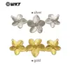 Wt-C333 Diseño Único de Tres Flores Conector de Colgante Chapado en Oro de 18 Quilates Accesorios para Pendientes Hechos a Mano