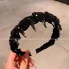 Diadema de Terciopelo Brillante con Diamantes de Alta Gama para Mujer 2025 Nueva Diadema con Peine Dientes Antideslizantes para Salir Pinza Versátil Accesorios para el Cabello