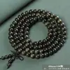 Pulsera de Nanmu de Seda Dorada Más Vendida con Material Verde, Llena de Patrones de Ondas de Agua, Material Viejo de Veta Lisa, Textura de Ojo de Gato y un Diseño Hecho a Mano