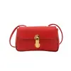 Bolsa de Ombro Pequena Quadrada Estilo Francês Tendência 2026 Novo Modelo com Fivela de Fecho Moda Retrô Elegante para Usar na Axila ou na Mão para Mulheres