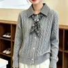 Cardigan Falso de Duas Peças em Tricô para Mulheres, Suéter com Gola Xadrez Estilo College Outono e Inverno, Blusa com Gola Cachecol de Manga Longa