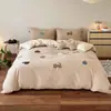 Roupa de Cama Divertida Infantil Algodão de Fibra Longa Escovado Conjunto de Três ou Quatro Peças Outono e Inverno Quente Conjunto 100% Algodão Roupa de Cama 1,2m Não Esfria na Pele