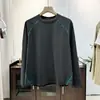 Camiseta de manga longa seca rápido e fresca para homens e mulheres, novo design de verão esportivo com gola redonda e cores contrastantes, camiseta base moderna com proteção solar