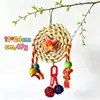 Brinquedo para pássaro papagaio suprimentos para pássaros milho de madeira bola de rattan frisbee brinquedo de roer alívio do tédio suprimentos de decoração para gaiola de pássaro brinquedo de pássaro