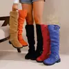 Hebilla de cinturón transfronteriza europea y americana, botas largas de comercio exterior, nuevo estilo 2025 para mujer, plisadas, talla grande, gamuza, venta al por mayor talla grande