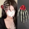 Tocado con garra de calavera para Halloween, clip lateral, para niña, gótico, mano, hueso, nicho, personalidad, gran garra fantasma, horquilla de Diablo rosa