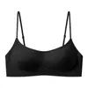 Sujetador fino sin costuras de tirantes finos y escote bajo con diseño profundo sin espalda, sin aros, hermoso camisole de espalda, cuello halter, sujetador con cierre de una fila