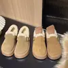Zapatos casuales tipo Birkenstock de suela gruesa, forrados de felpa, para mujer, nueva colección otoño/invierno 2026, adecuados para usar al aire libre, con diseño peludo, forro cálido de algodón y estilo de bota de nieve