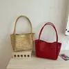 Bolsa de Mano Tejida Hueca de Verano 2026 Multicolores Vintage Hecha a Mano Tejida Gran Capacidad Bolso de Hombro para Viajes Diarios para Mujeres