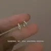 Pendiente de circonita de diamante de medio círculo diseño de nicho femenino sentido de diseño temperamento simple estilo chic círculo pequeño pendientes exquisitos microincrustados