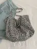 Bolso de Mujer 2023 Nuevo Modelo Bolso de Hombro Estampado de Leopardo Bolso de Compras Casual Gran Capacidad Moda Europea y Americana Bolso Tote de Color Sólido